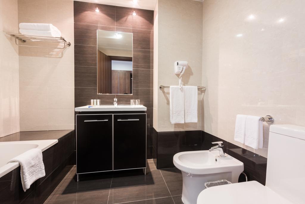 Hotel Vip Executive Tete Pokoj fotografie